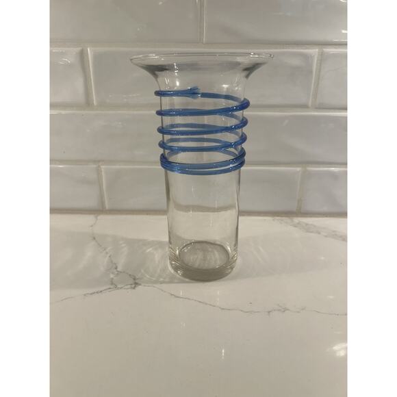 Vintage vase Applied Blue Swirl on Clear Glass Vase 8.75” Art Glass - Picture 5 of 13